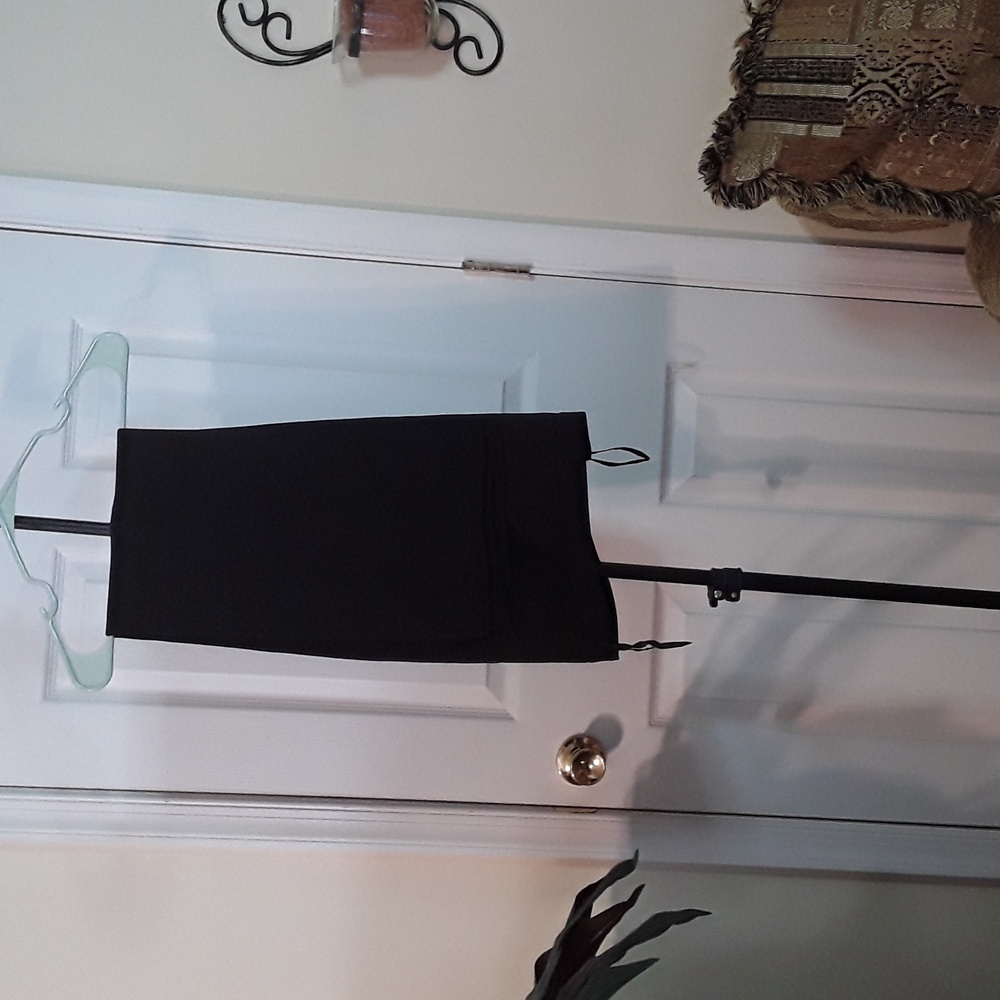 Suit - Picture 3 of 3